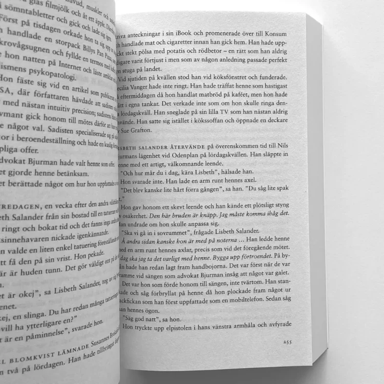 Män som hatar kvinnor - Stieg Larsson, czyli Dziewczyna z tatuażem, Mężczyźni, którzy nienawidzą kobiet, w oryginale, po szwedzku!