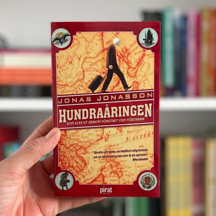 "Hundraåringen som klev ut genom fönstret och försvann" - Jonas Jonasson po szwedzku