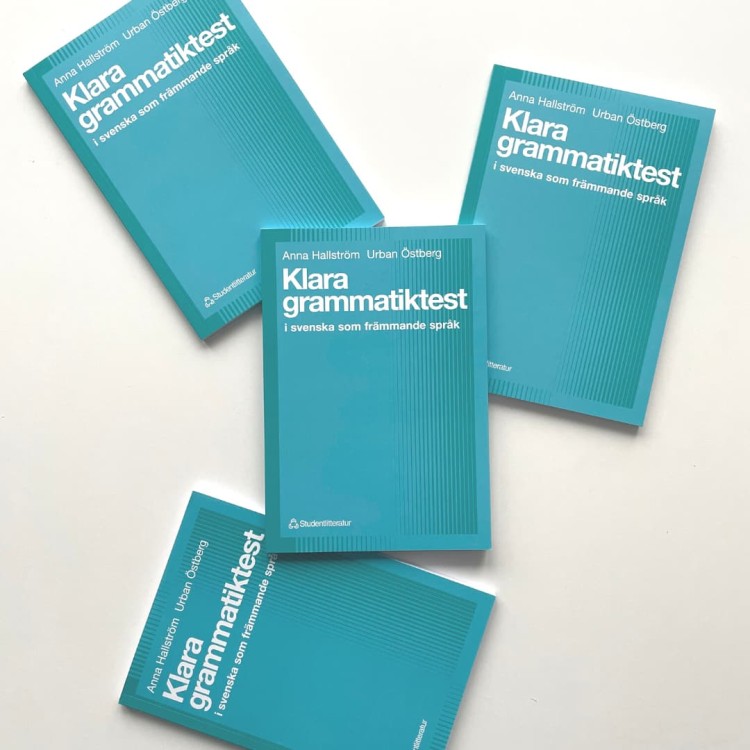 "Klara grammatiktest i svenska som främmande språk" - Anna Hallström, Urban Östberg  czyli szwedzka gramatyka